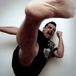 В Телеграм - с ноги!