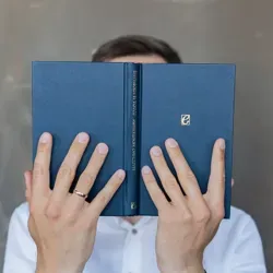 Красные глаза 👓📖