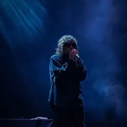 вышел покурить