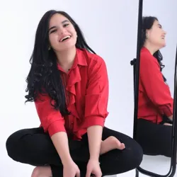 Psixolog Elnora Jo'rayeva Sehrli Ella