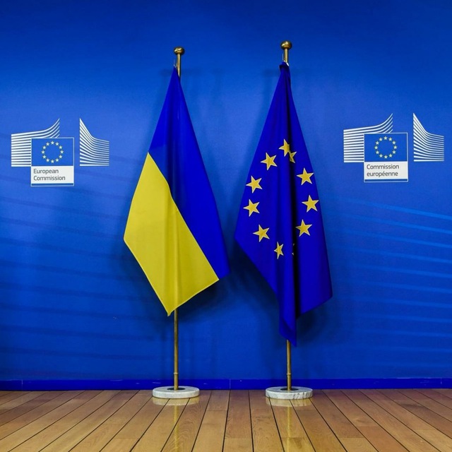 Загранпаспорт 🇺🇦👑👑👑🇺🇦