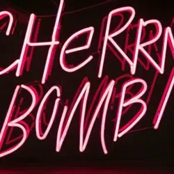 ?Мøлøдøсть?